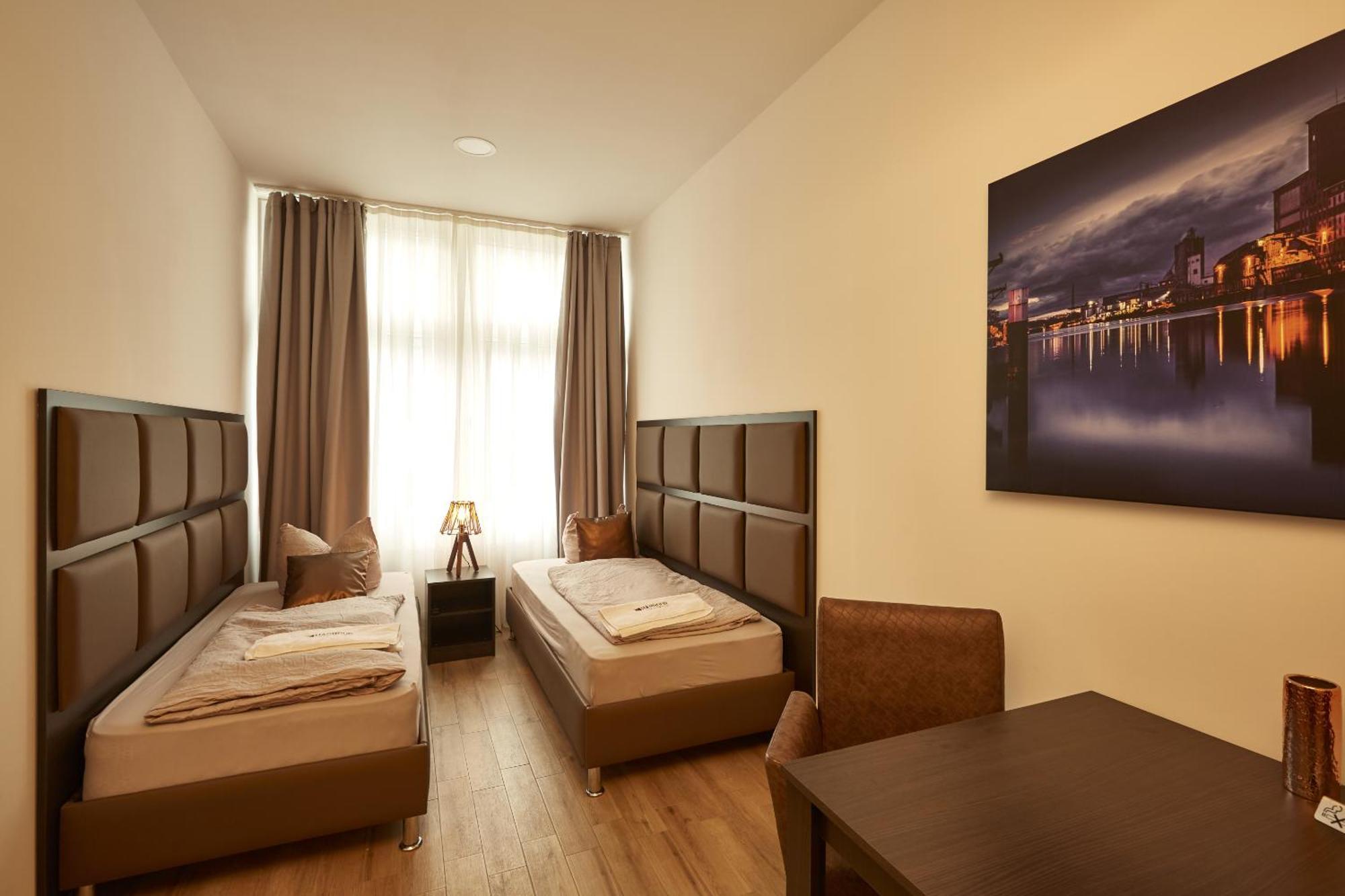 Harbour Apartments Karlsruhe Oda fotoğraf